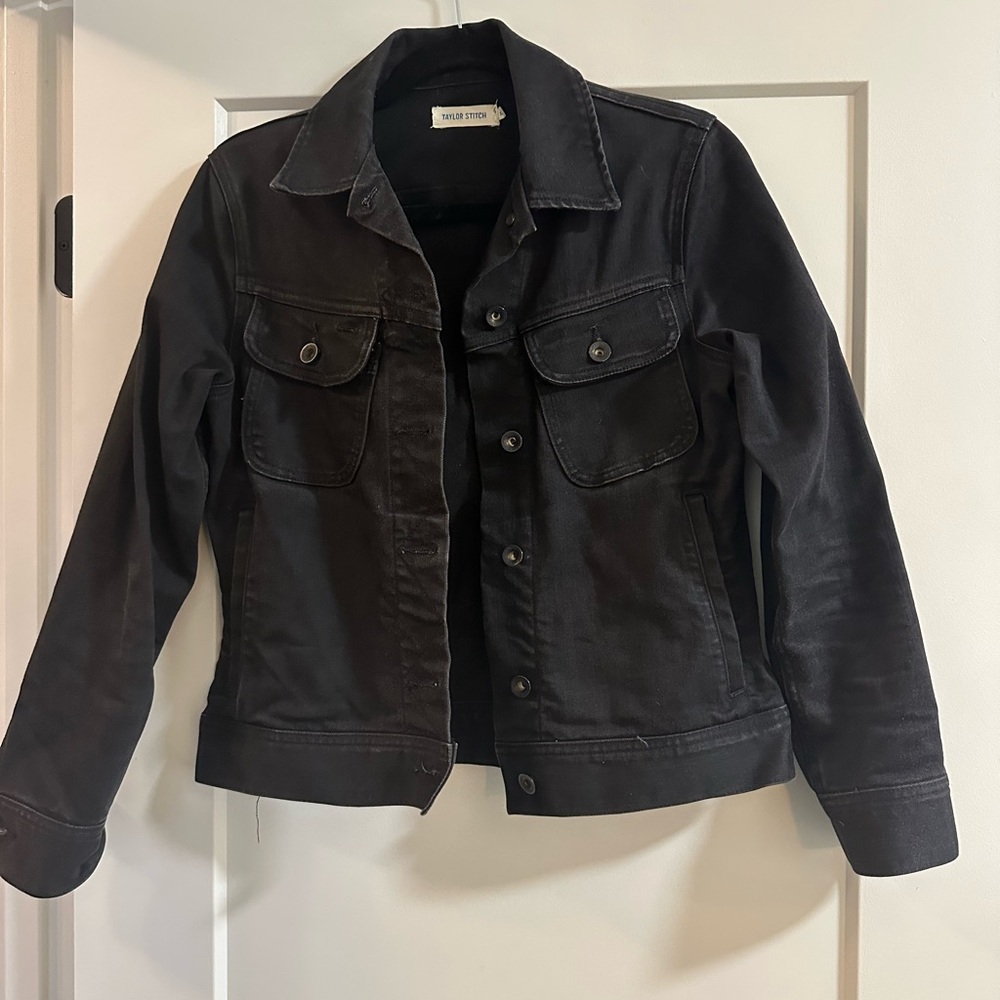 Women’s black denim Taylor Stitch jacket with map of San Francisco on inside